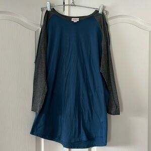 LuLaRoe Randy tee
